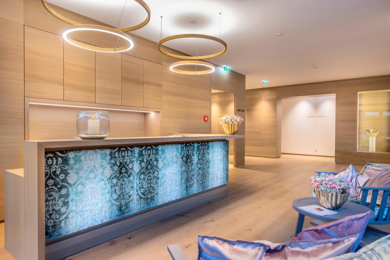 Dolomitengolf Suites Lavant Bagian luar foto