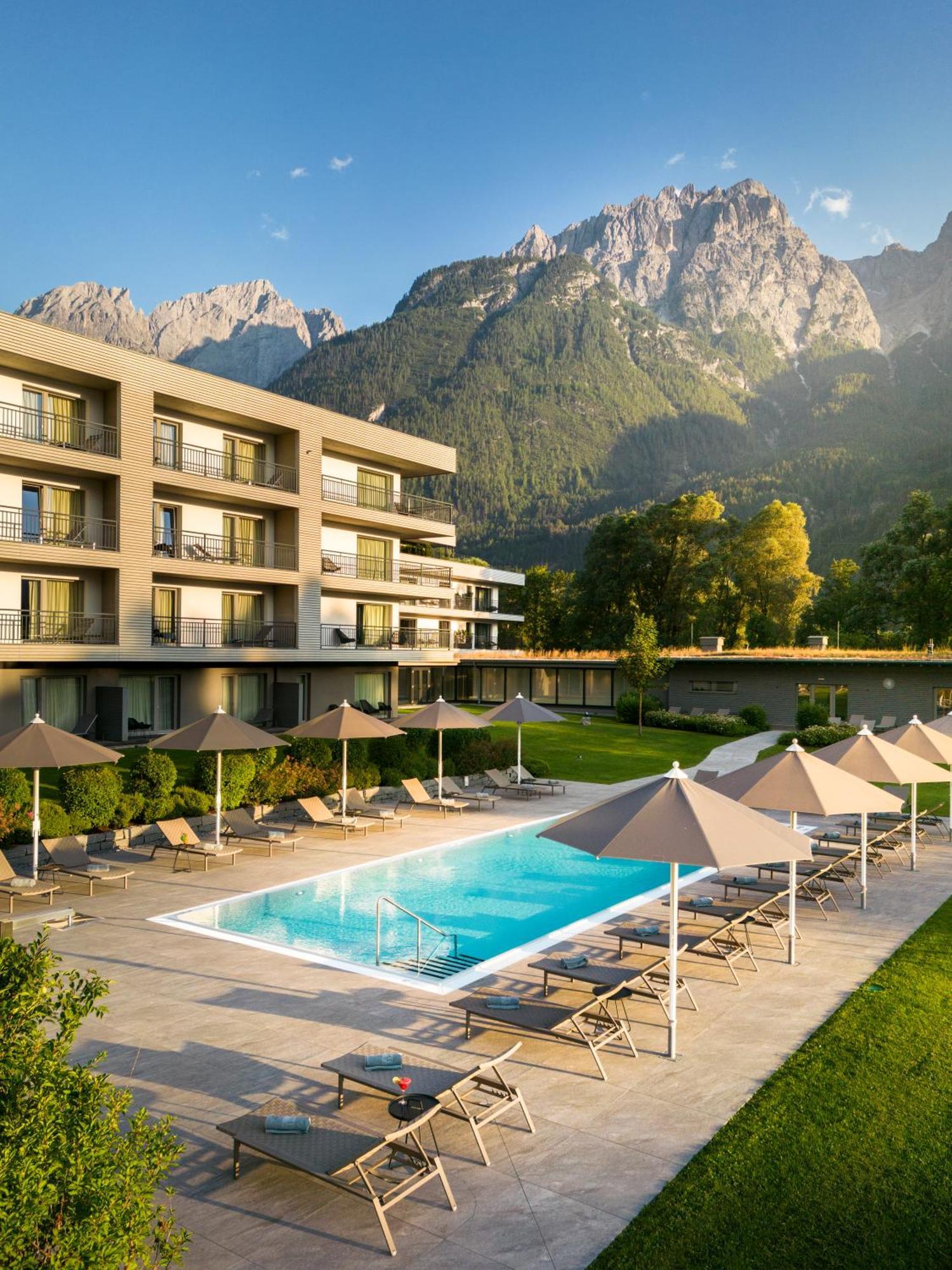 Dolomitengolf Suites Lavant Bagian luar foto